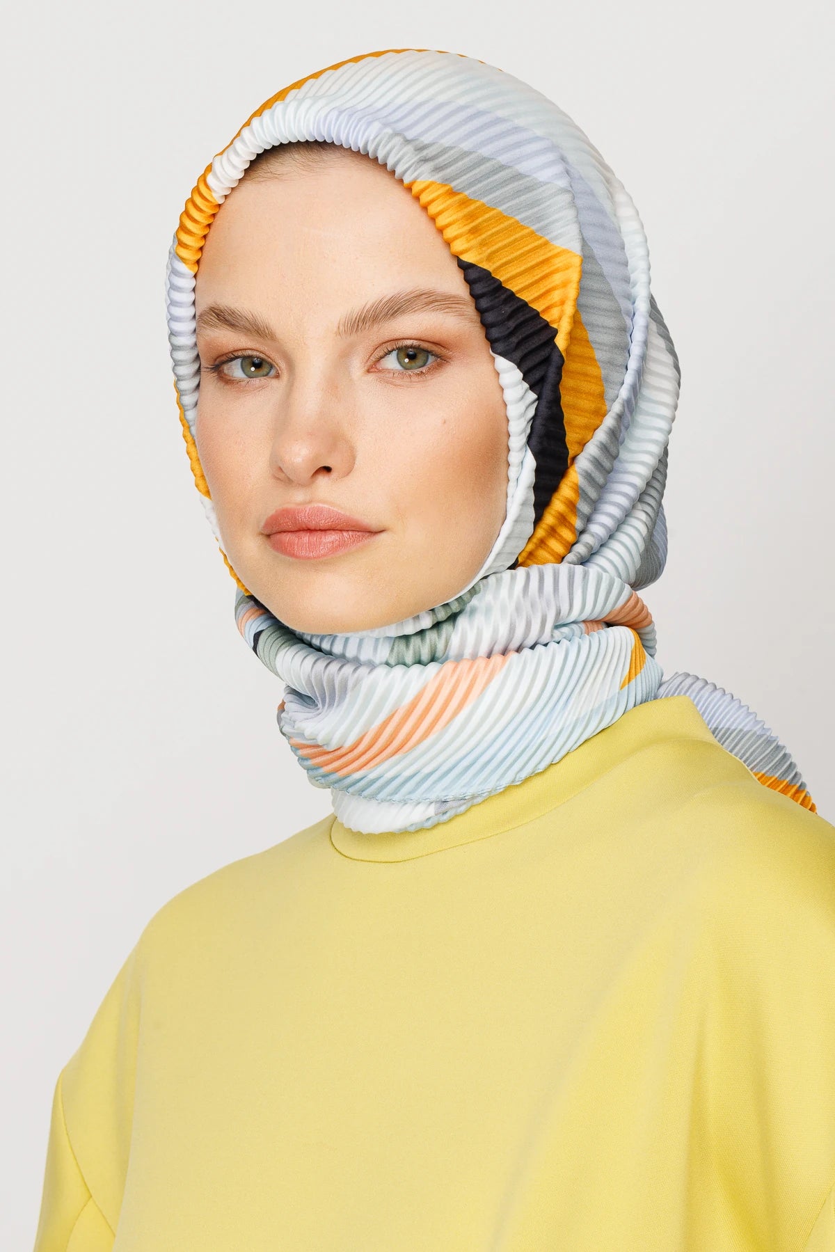 Akra Desen Pilise Eşarp