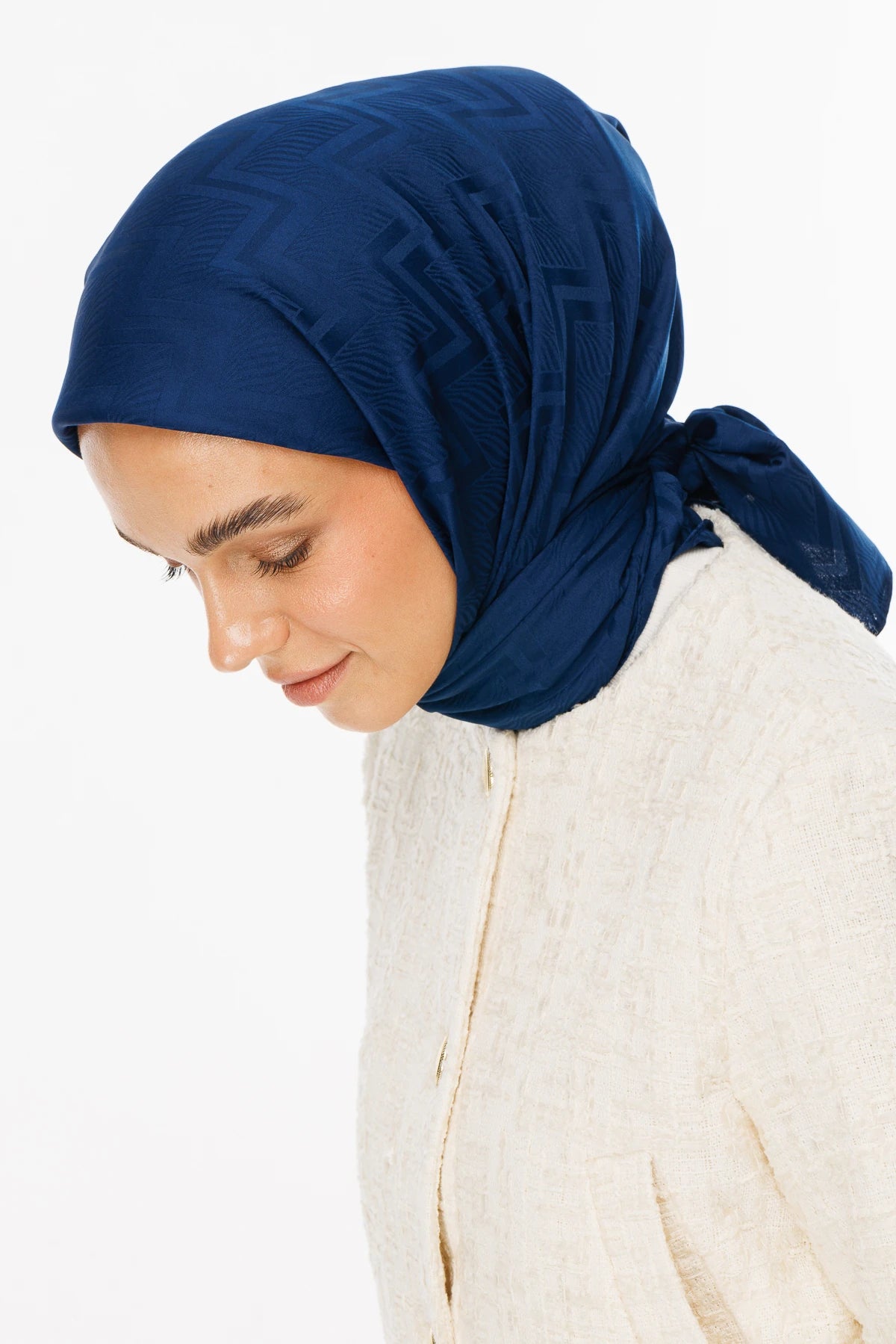 Viora Desen İpeksi Jakar Eşarp