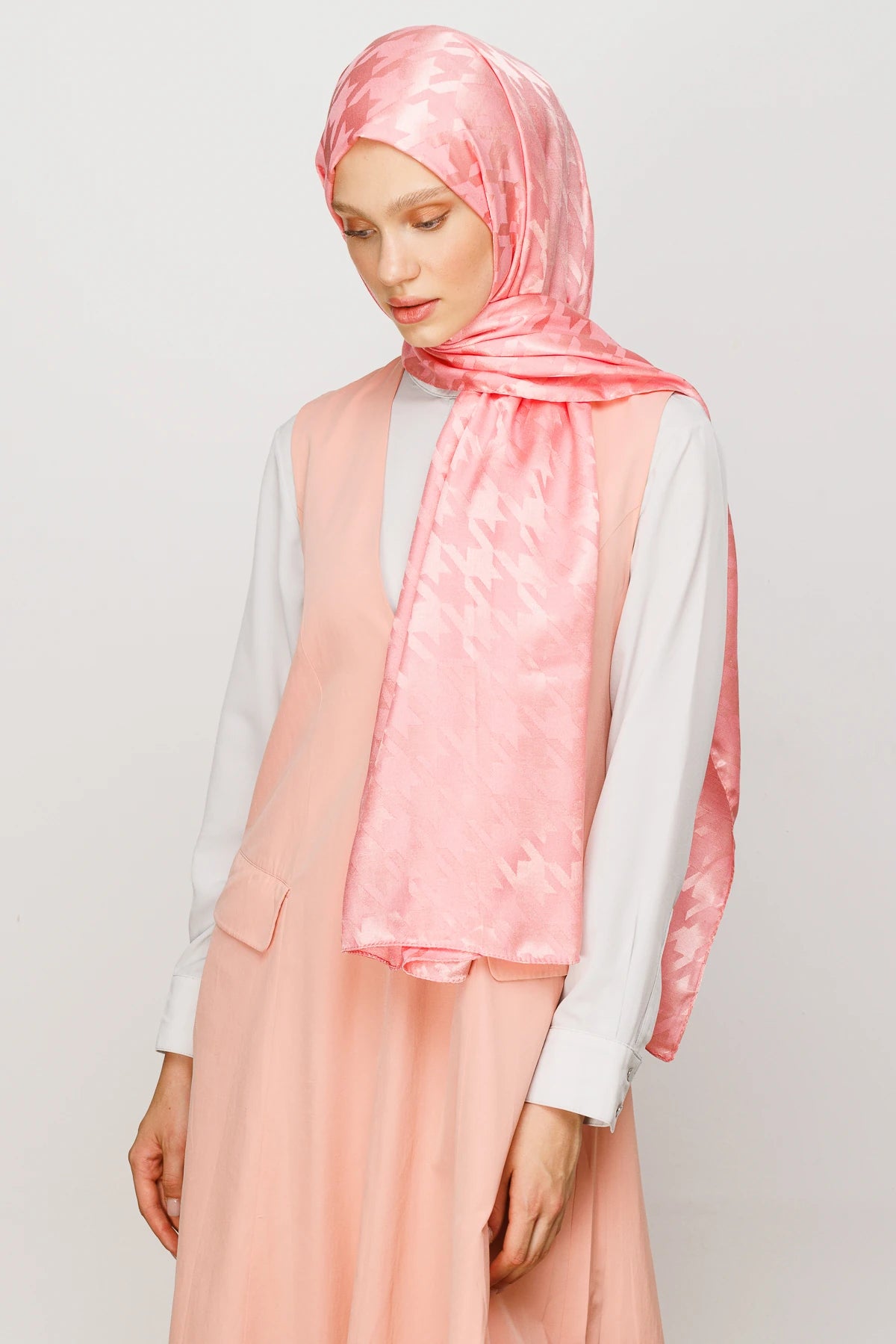 Kazayağı Desen Parlak Jakar Şal