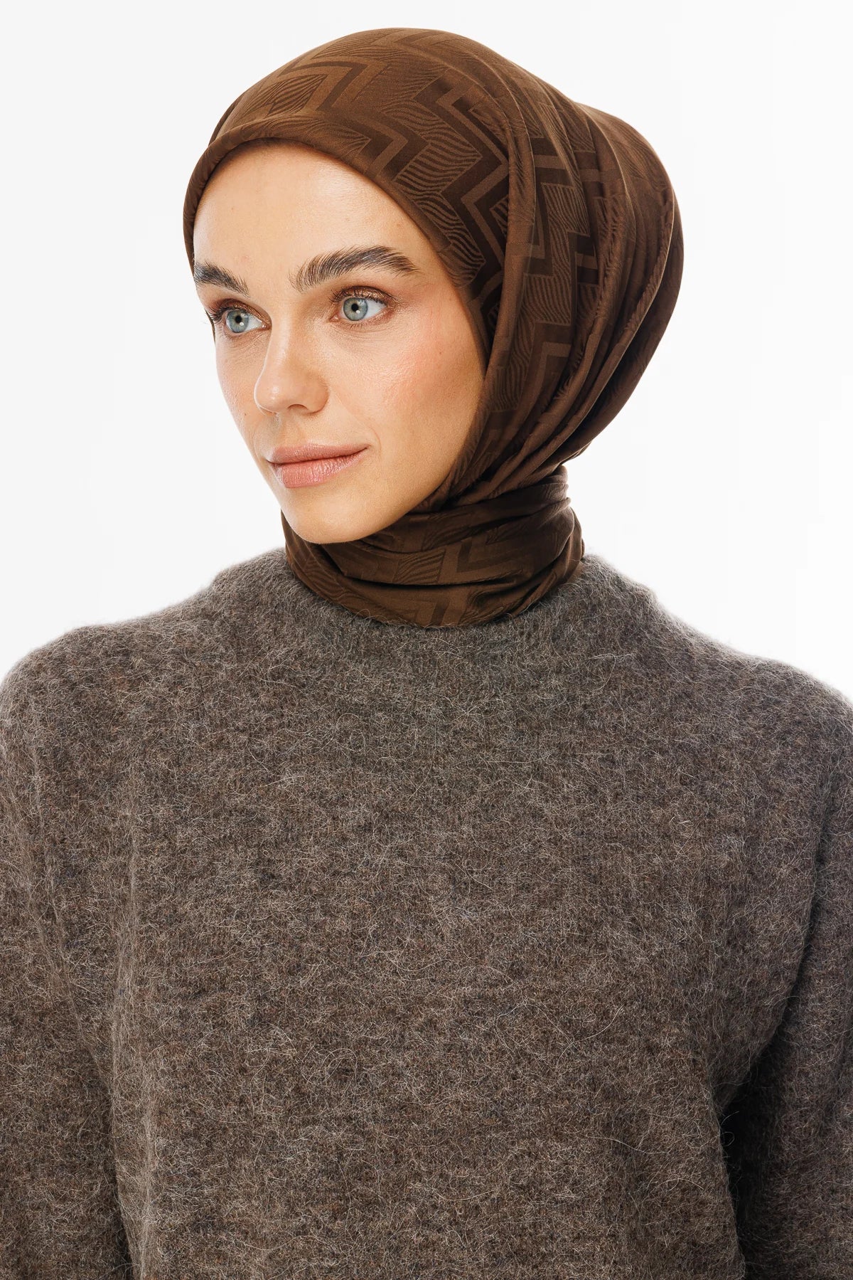 Viora Desen İpeksi Jakar Eşarp