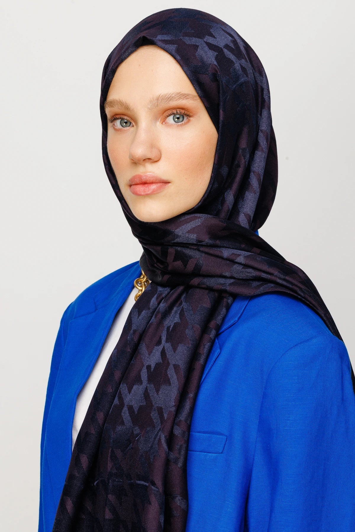 Kazayağı Desen Parlak Jakar Şal