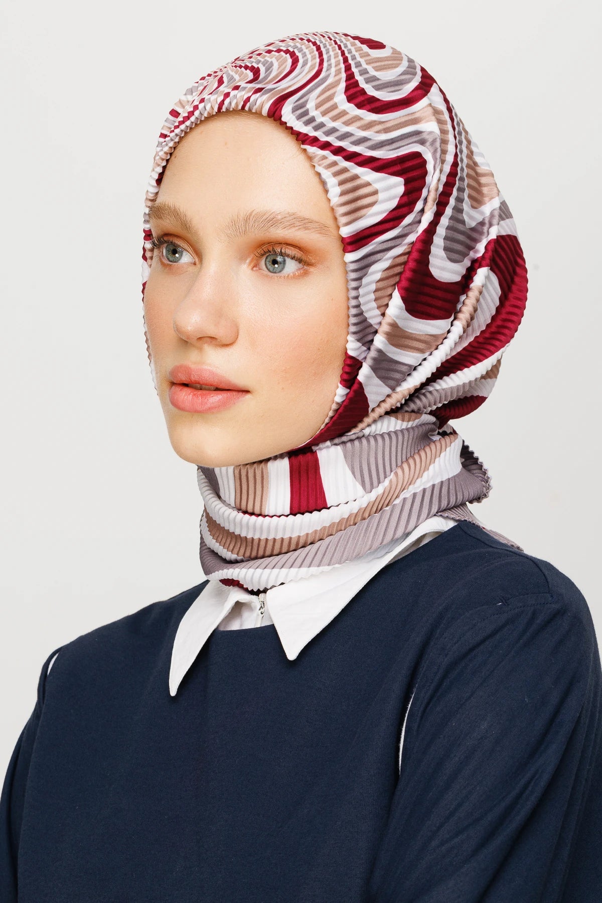 Mira Desen Pilise Eşarp