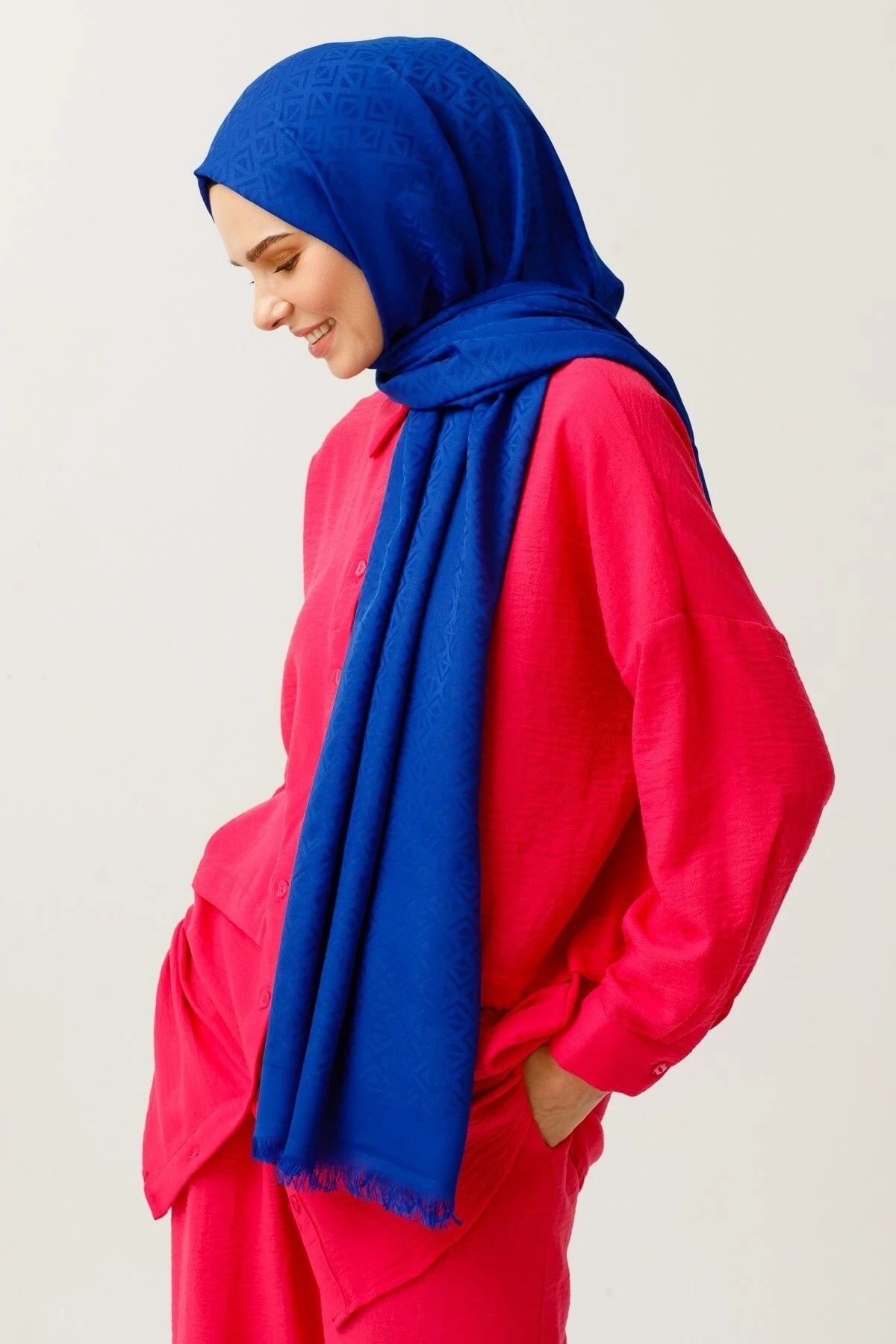 Üçgen Desen Pamuk Jakar Şal