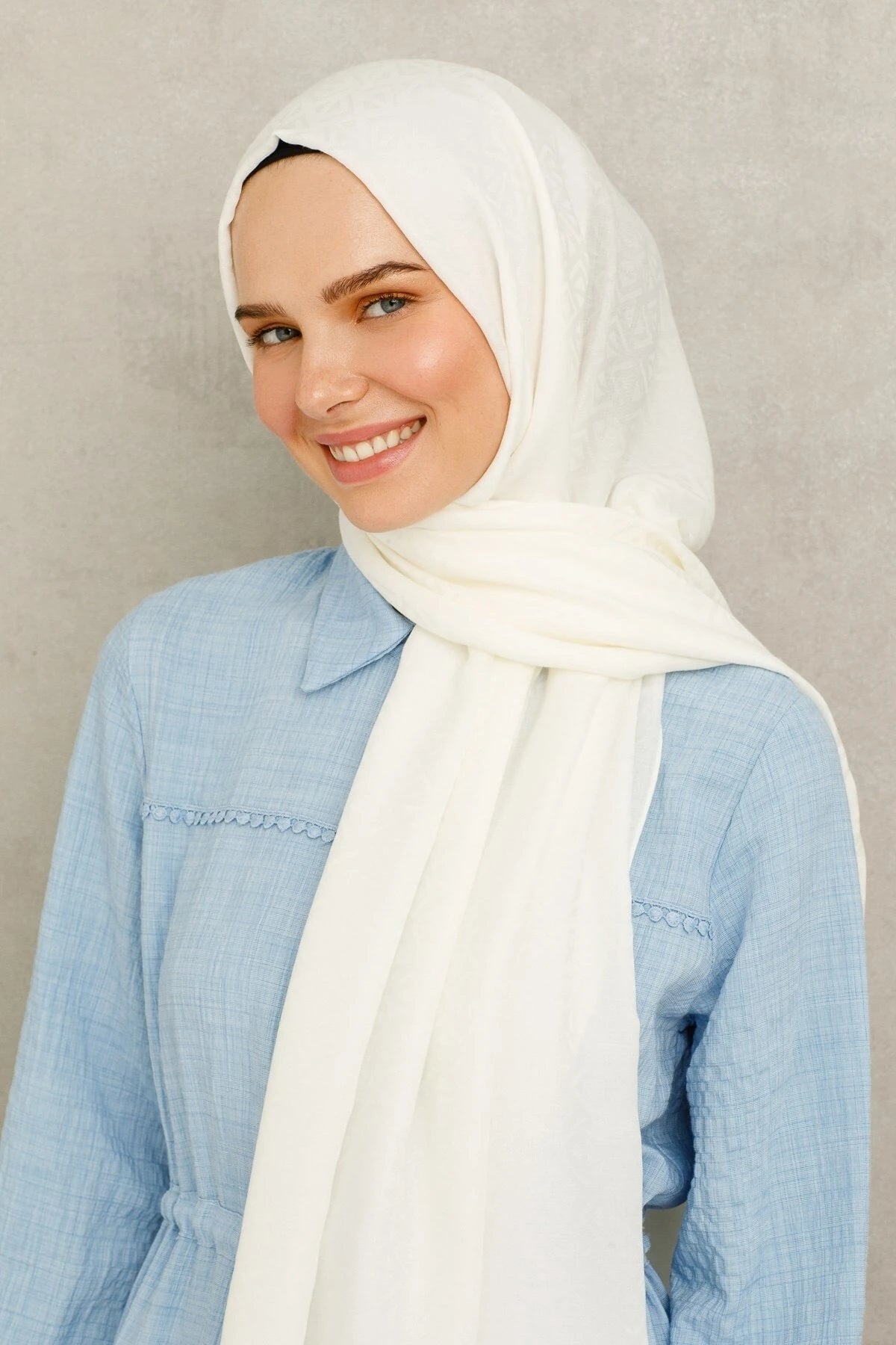 Üçgen Desen Pamuk Jakar Şal