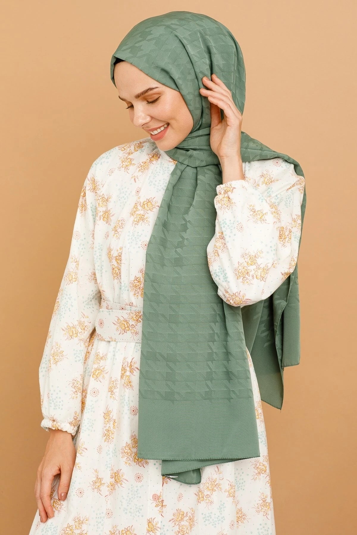 Kazayağı Desen İpeksi Jakar Şal