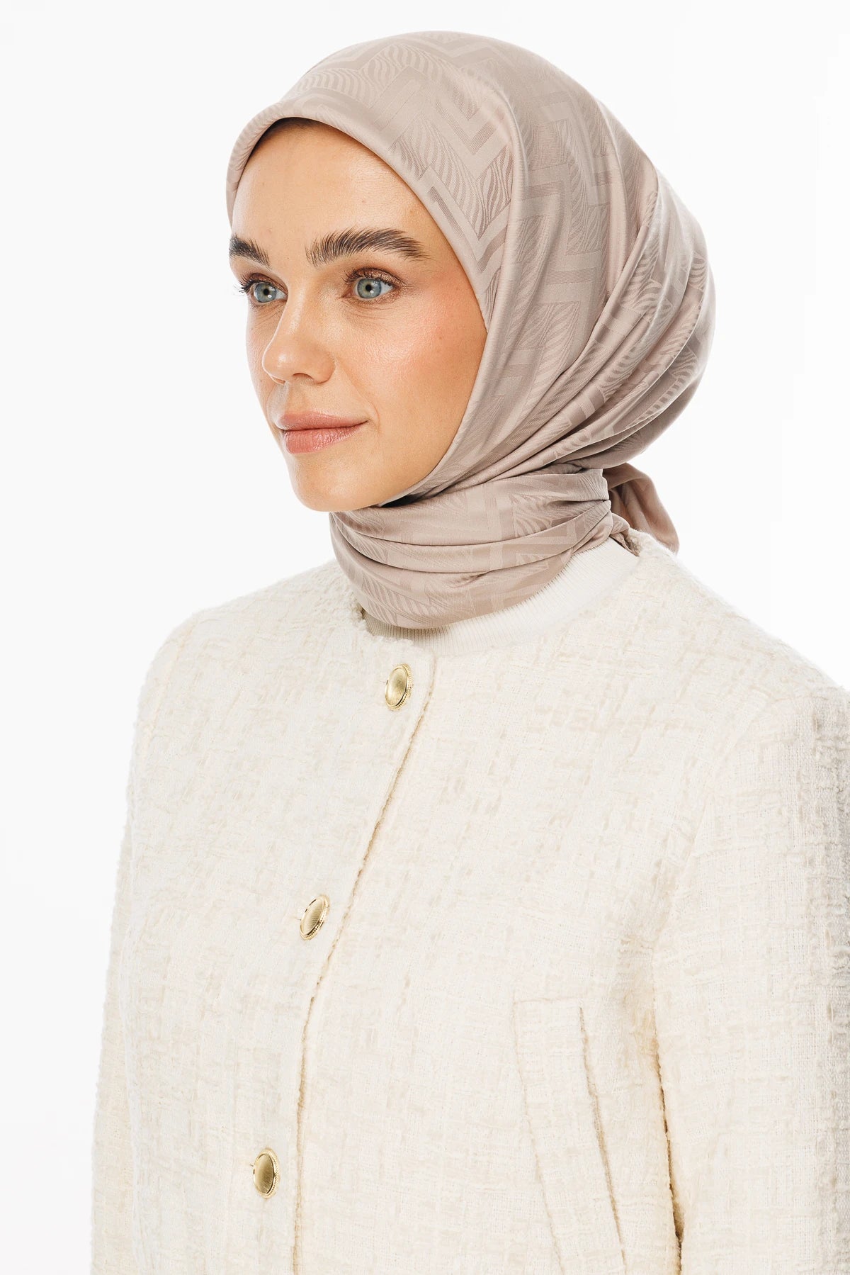 Viora Desen İpeksi Jakar Eşarp