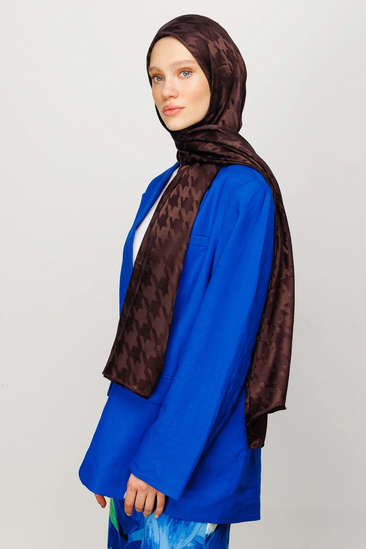 Kazayağı Desen Parlak Jakar Şal