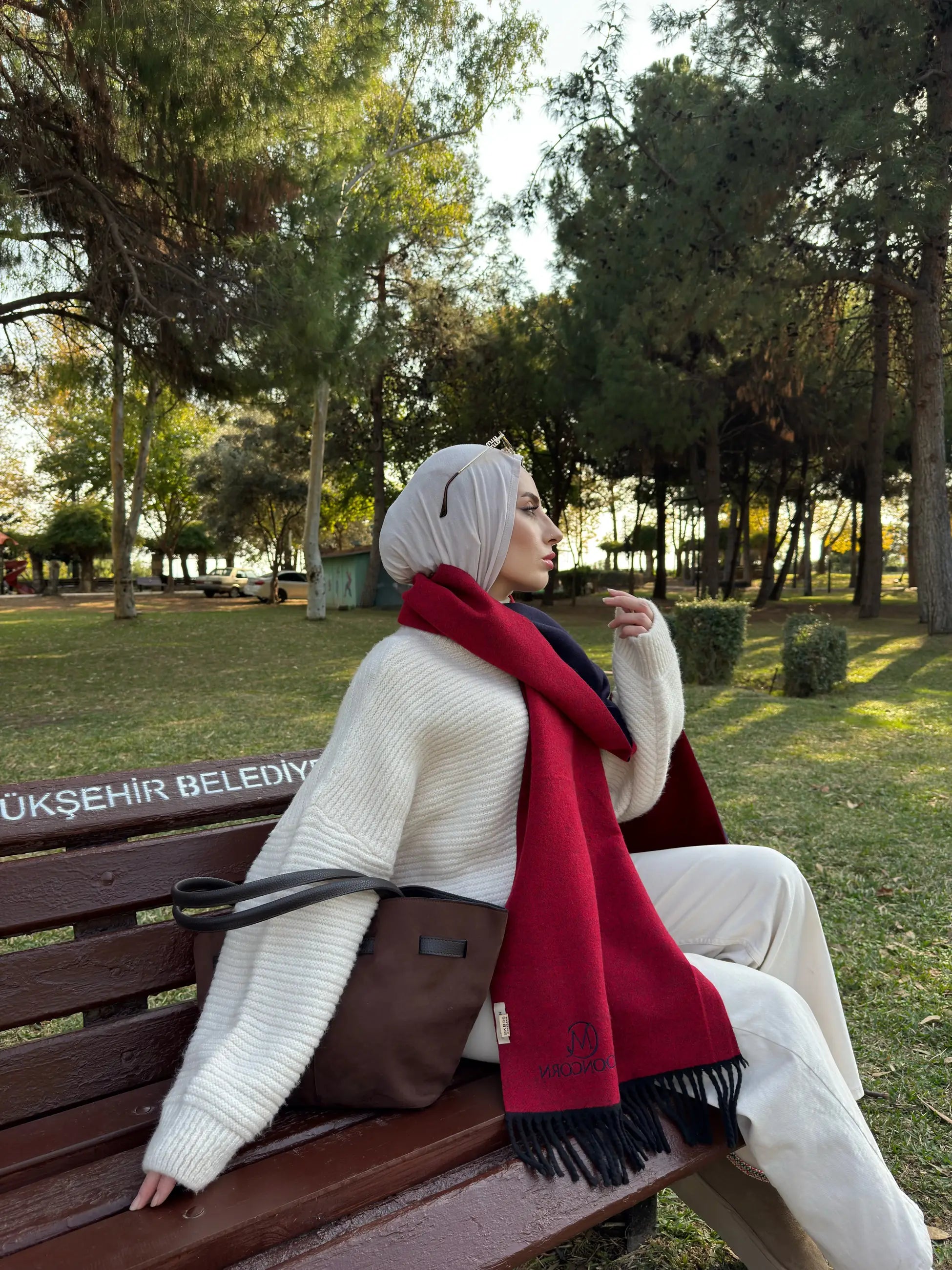 Çift Taraflı Yün Atkı