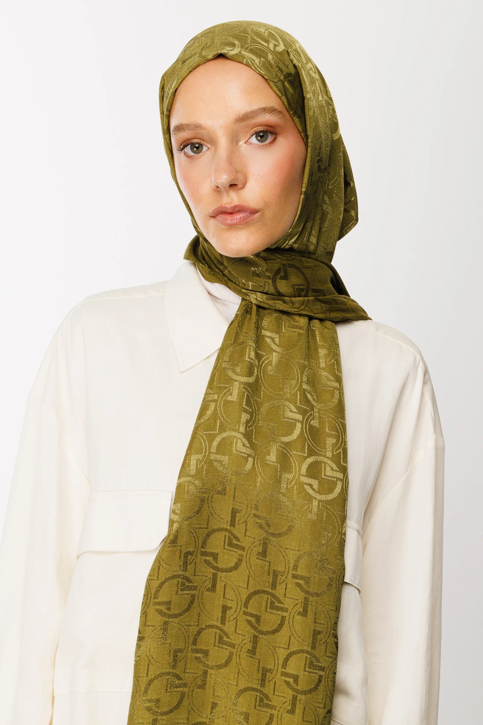 Longar Desen Parlak Jakar Şal