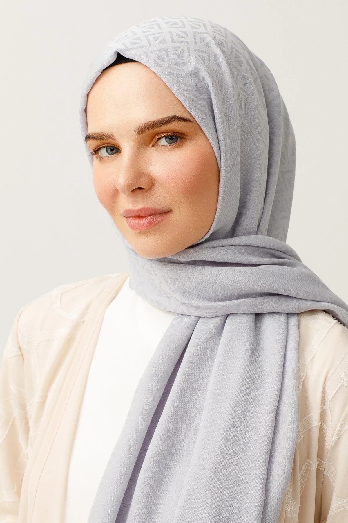 Üçgen Desen Pamuk Jakar Şal