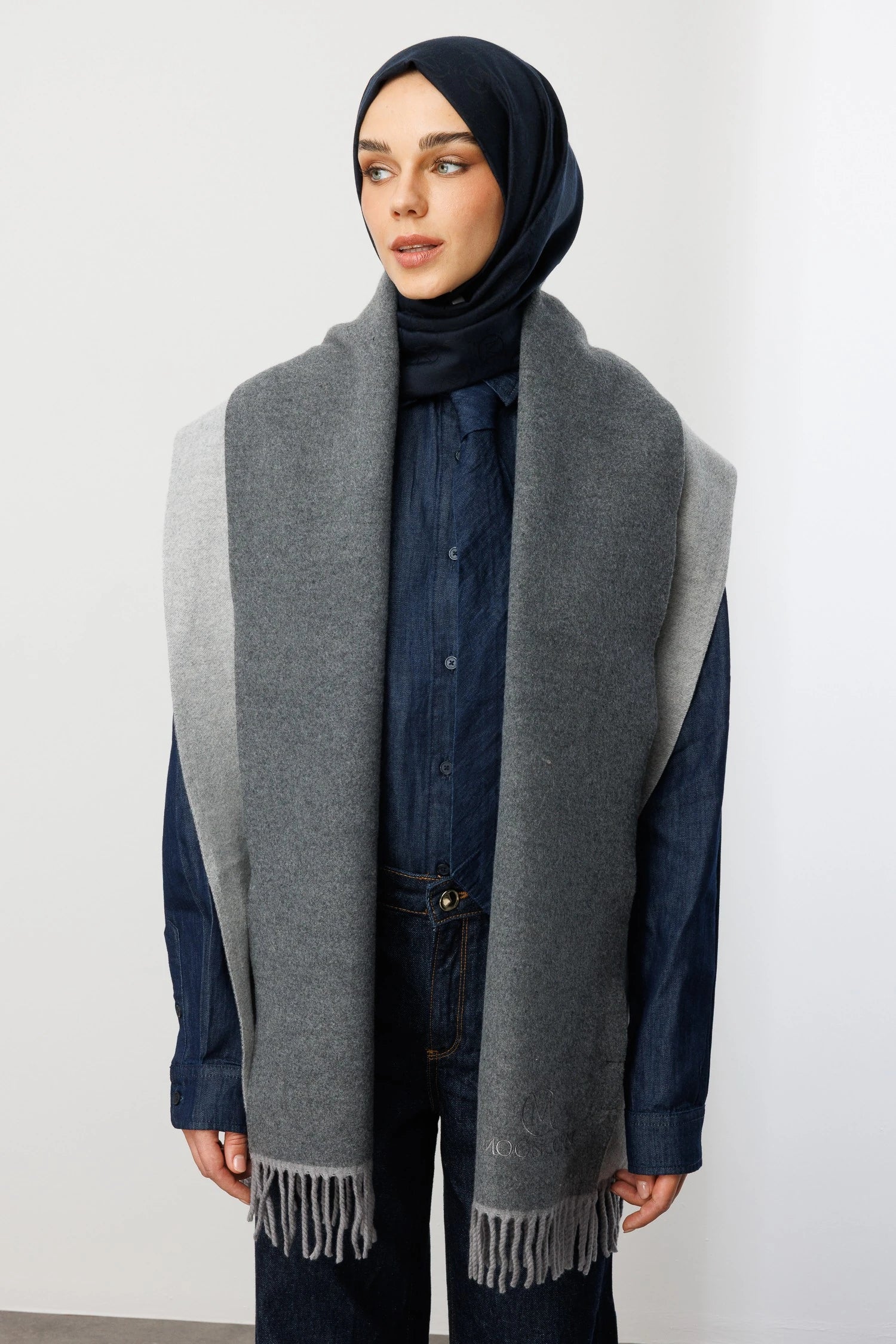 Çift Taraflı Yün Atkı