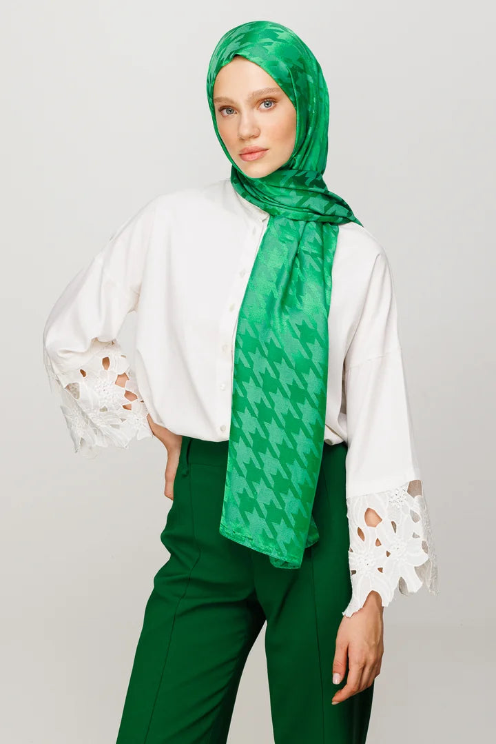 Kazayağı Desen Parlak Jakar Şal