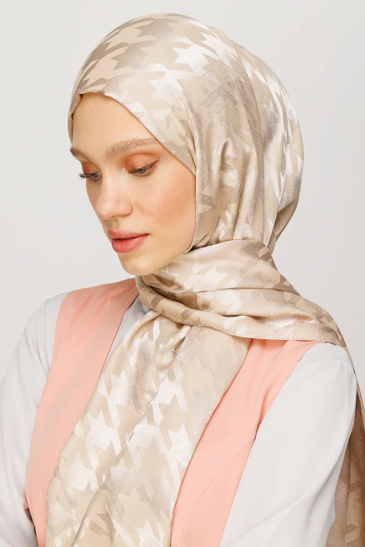 Kazayağı Desen Parlak Jakar Şal