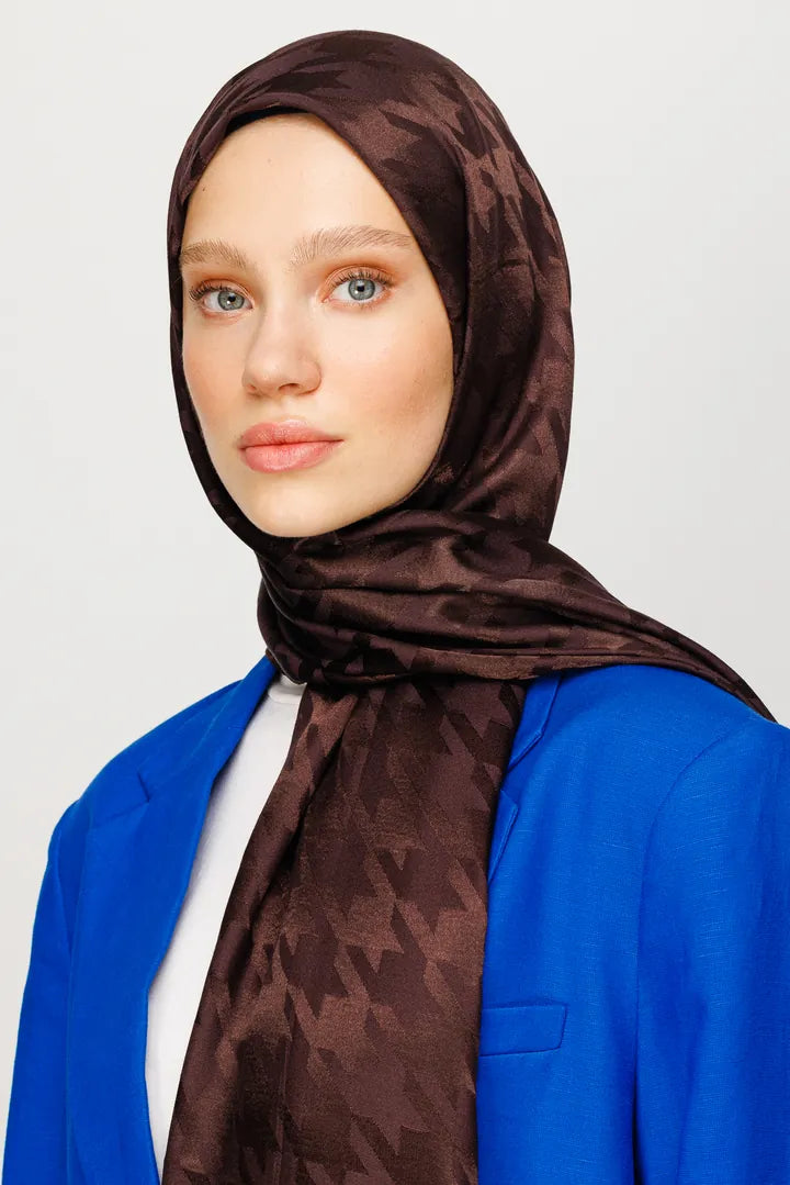 Kazayağı Desen Parlak Jakar Şal