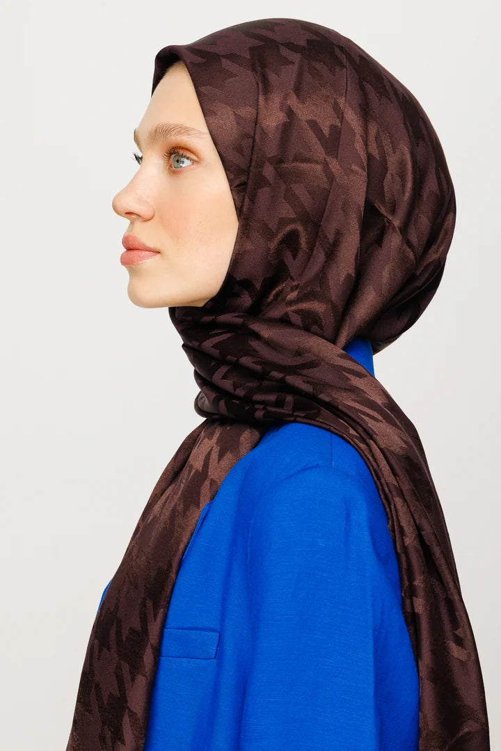 Kazayağı Desen Parlak Jakar Şal