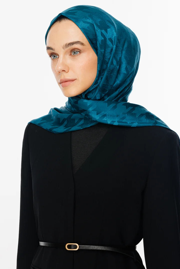 Kazayağı Desen Parlak Jakar Şal