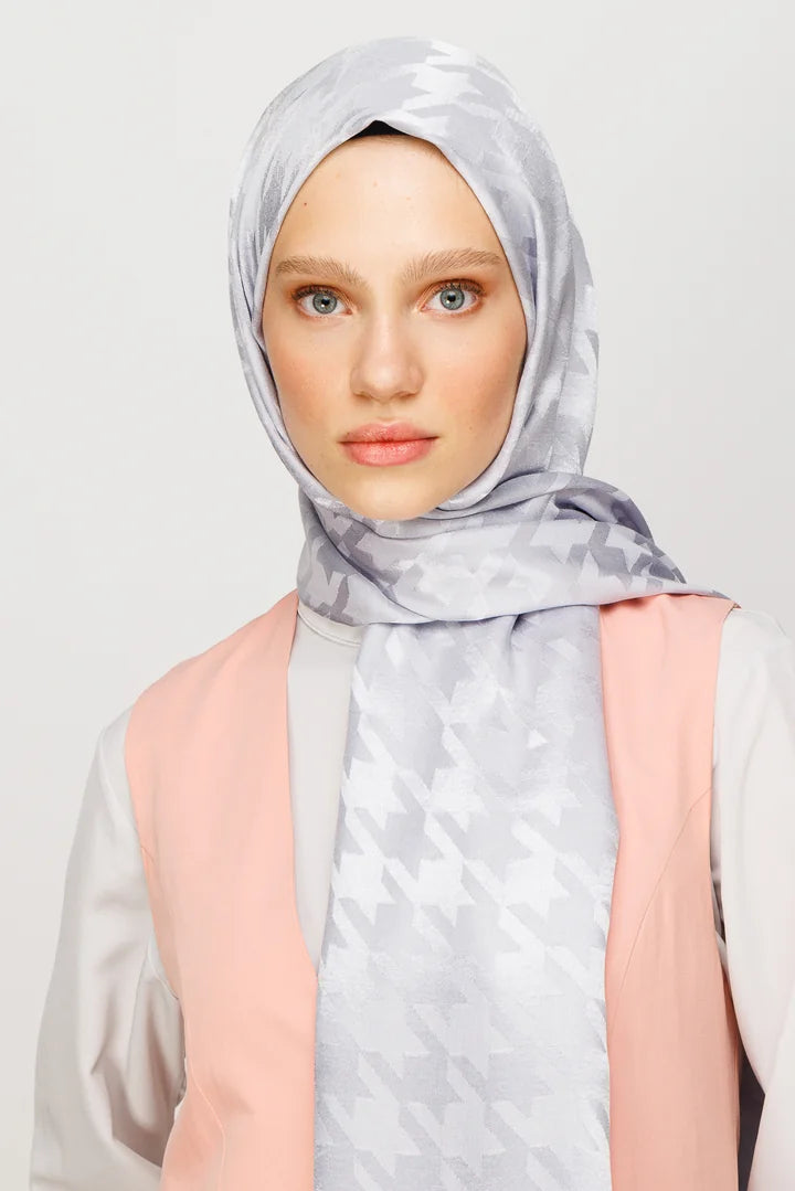 Kazayağı Desen Parlak Jakar Şal