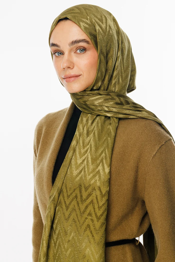 Zikzak Desen Parlak Jakar Şal