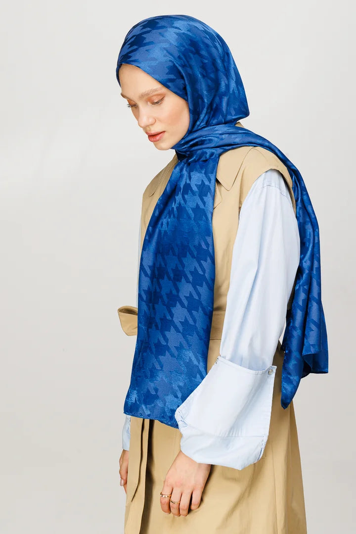 Kazayağı Desen Parlak Jakar Şal