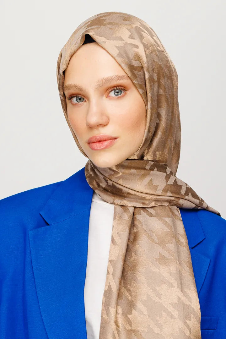 Kazayağı Desen Parlak Jakar Şal