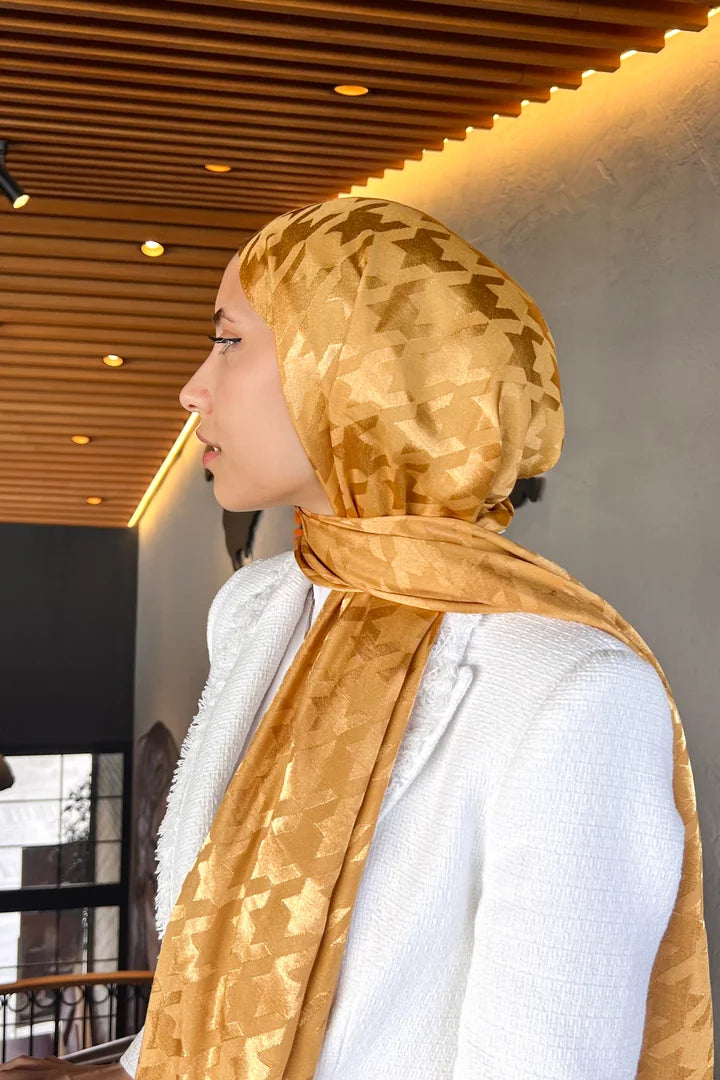 Kazayağı Desen Parlak Jakar Şal